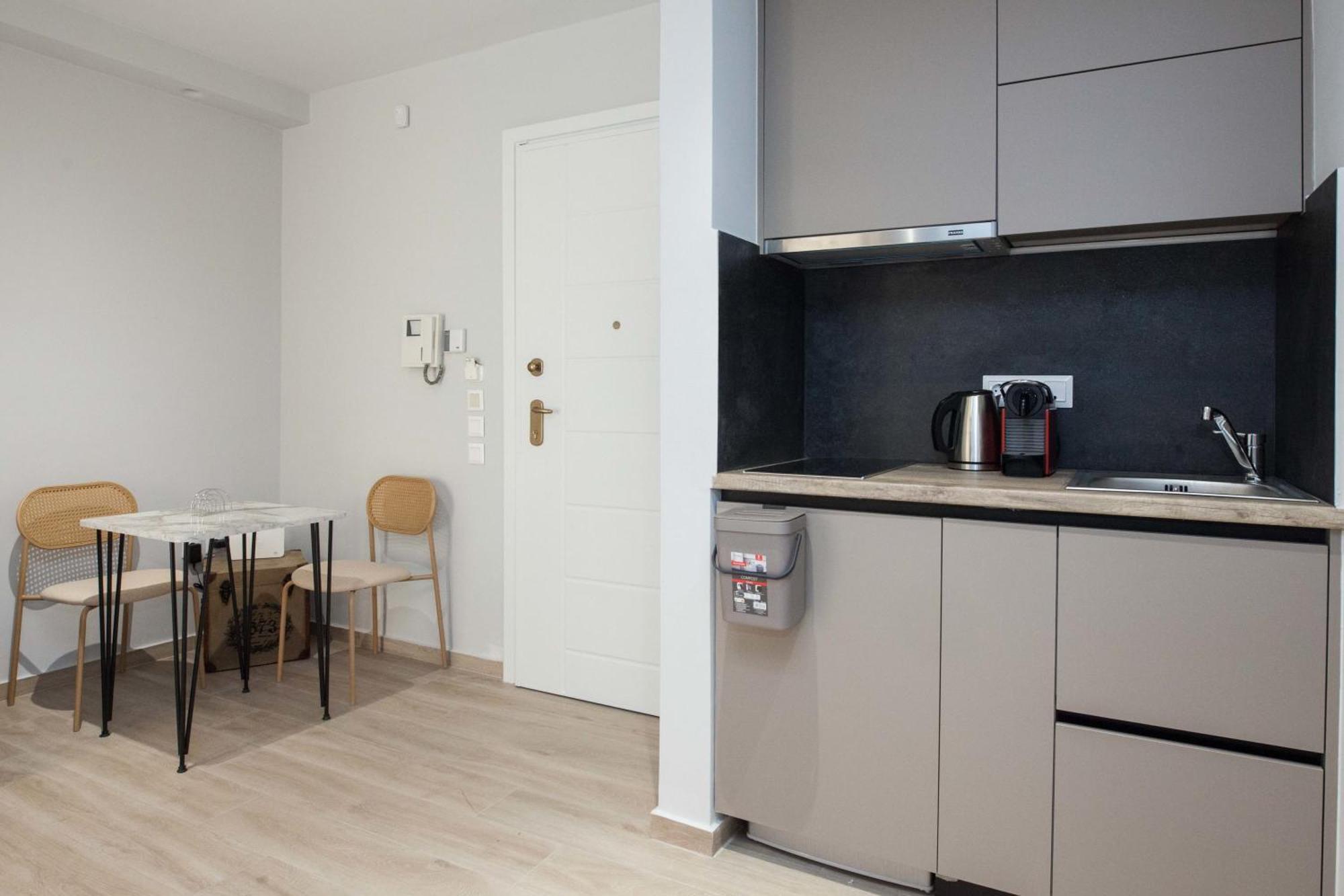 Petralona Gem Hotel-Style Studio With Balcony Atenas Exterior foto